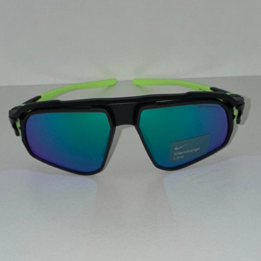 Nike Flyfree M Mirrored Sunglasses with Interchangeable Lens FV2391-010